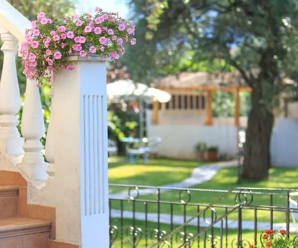 公寓 The Olive Garden 萨索斯